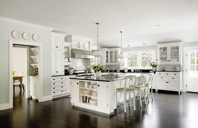 Nancy-Meyers-3A-white-kitchen